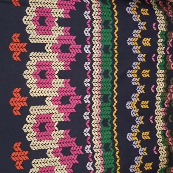 💕TRINA TURK💕 Ira 3 100% Silk Pajama Style Top ~ Fairisle Print Large L NWT - Picture 13 of 16